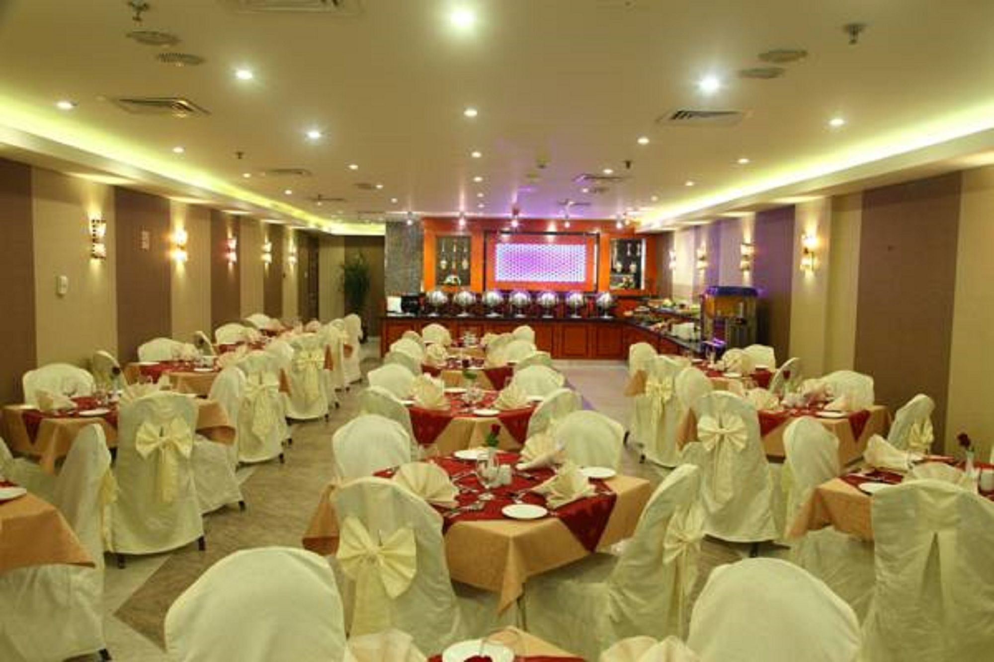 Florida City Hotel Apartments Дубай Екстериор снимка